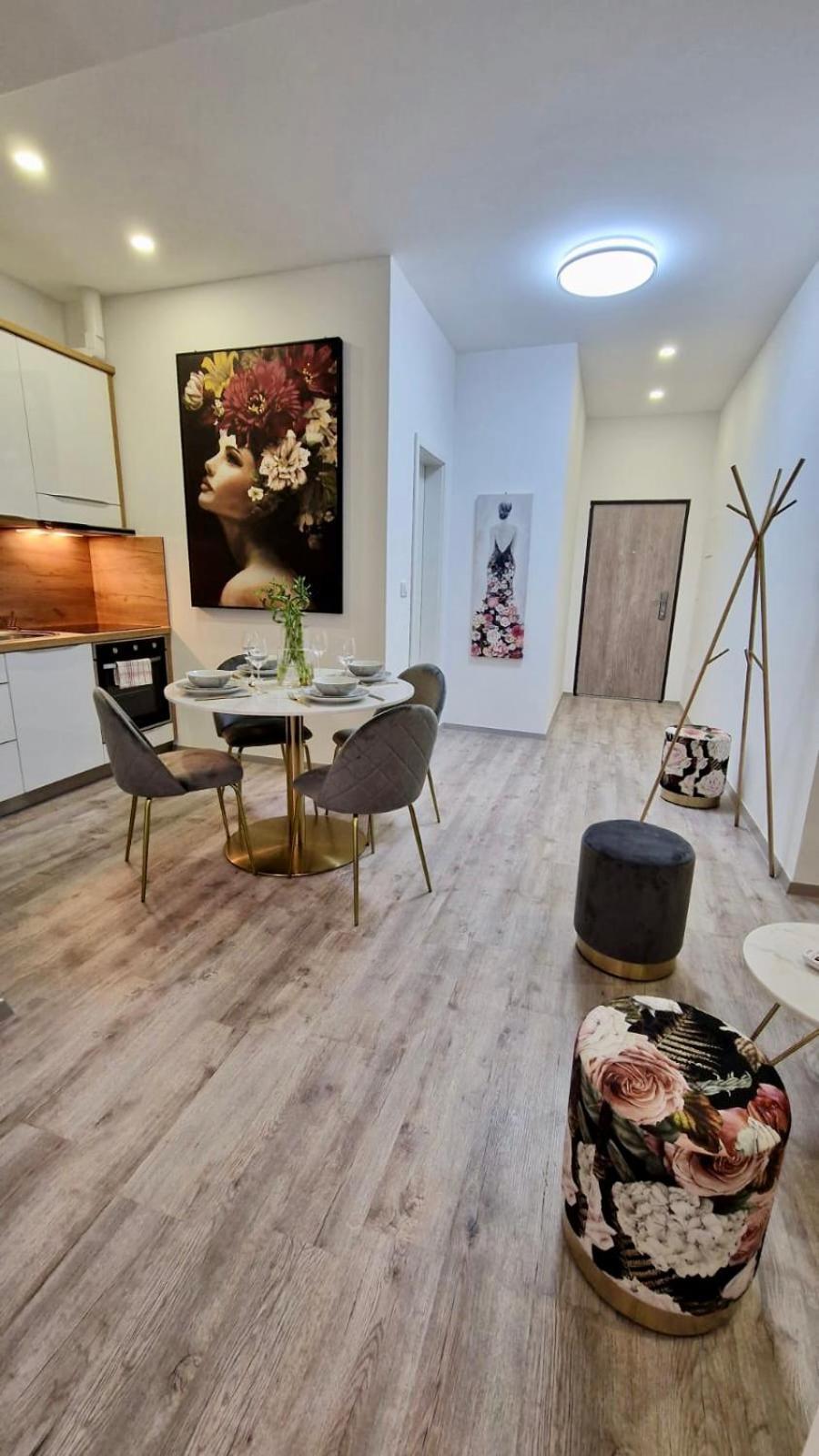 Ljubljana Central Cozy Apartment W Free Parking Экстерьер фото